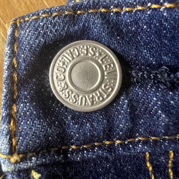 Levi’s Premium 501 Original Fit Button Fly Dark Wash Denim Jeans Women 30x26 - Picture 11 of 13